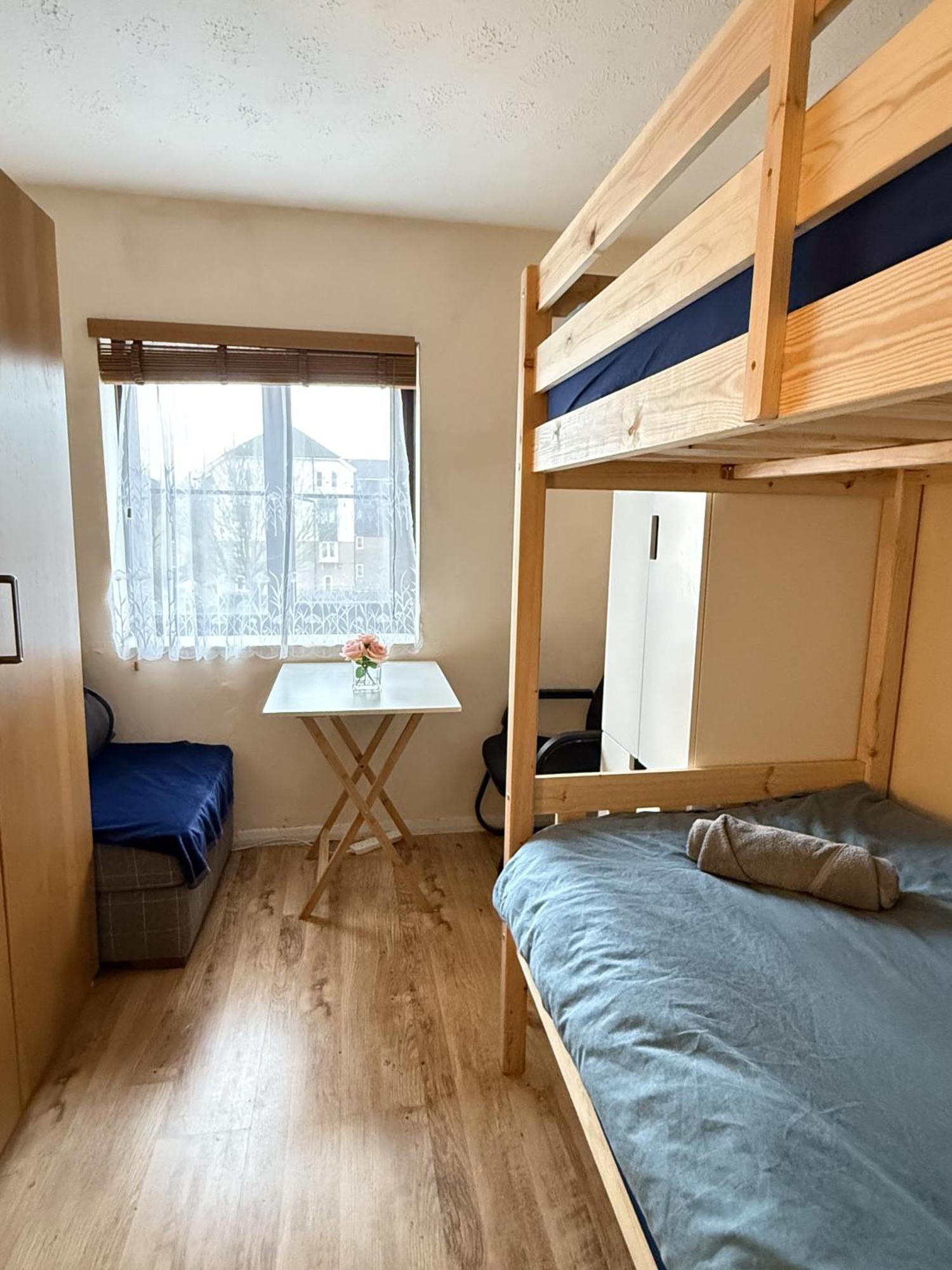 Отель Wembley House Лондон Экстерьер фото